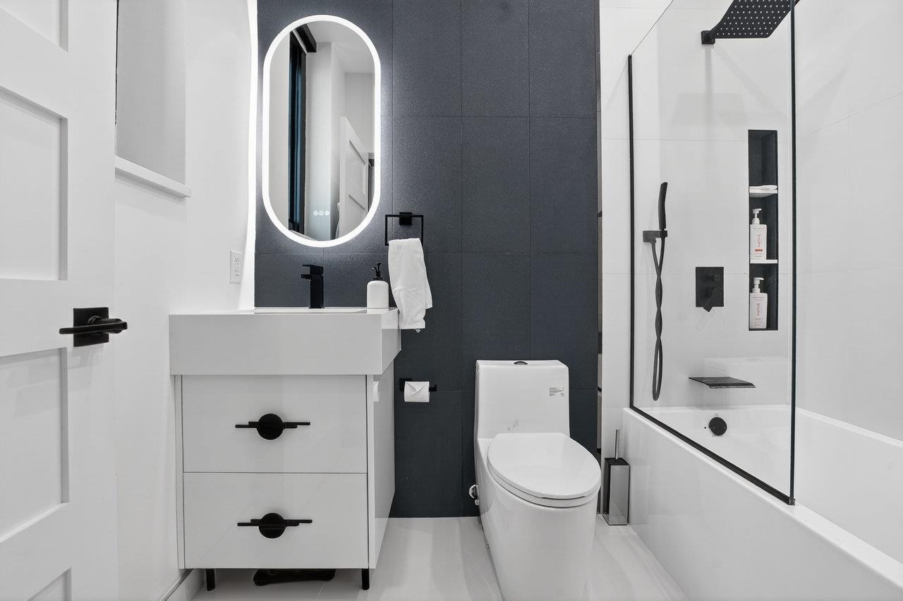 518-536 GREGORY AVE Unit: A101