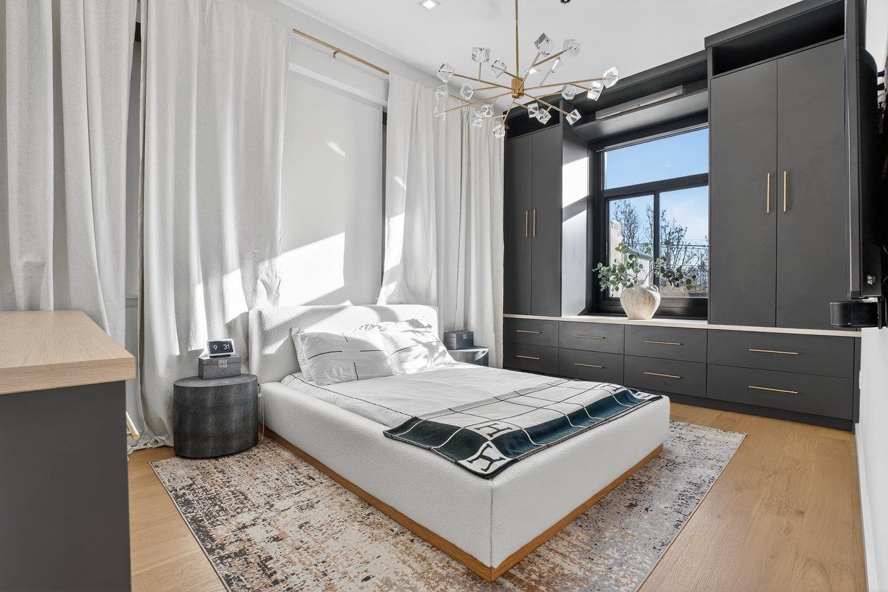 518-536 GREGORY AVE Unit: A101