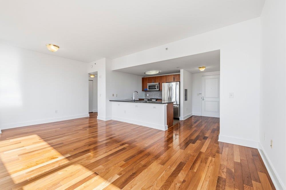 88 MORGAN ST Unit: 1008