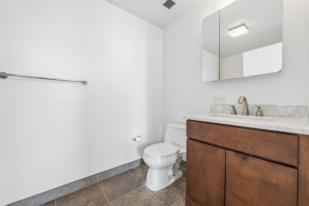 88 MORGAN ST Unit: 1008