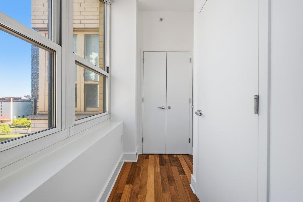 88 MORGAN ST Unit: 1008