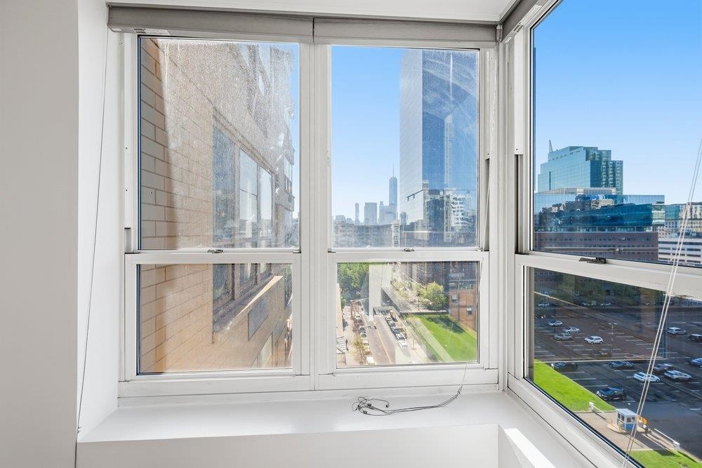 88 MORGAN ST Unit: 1008