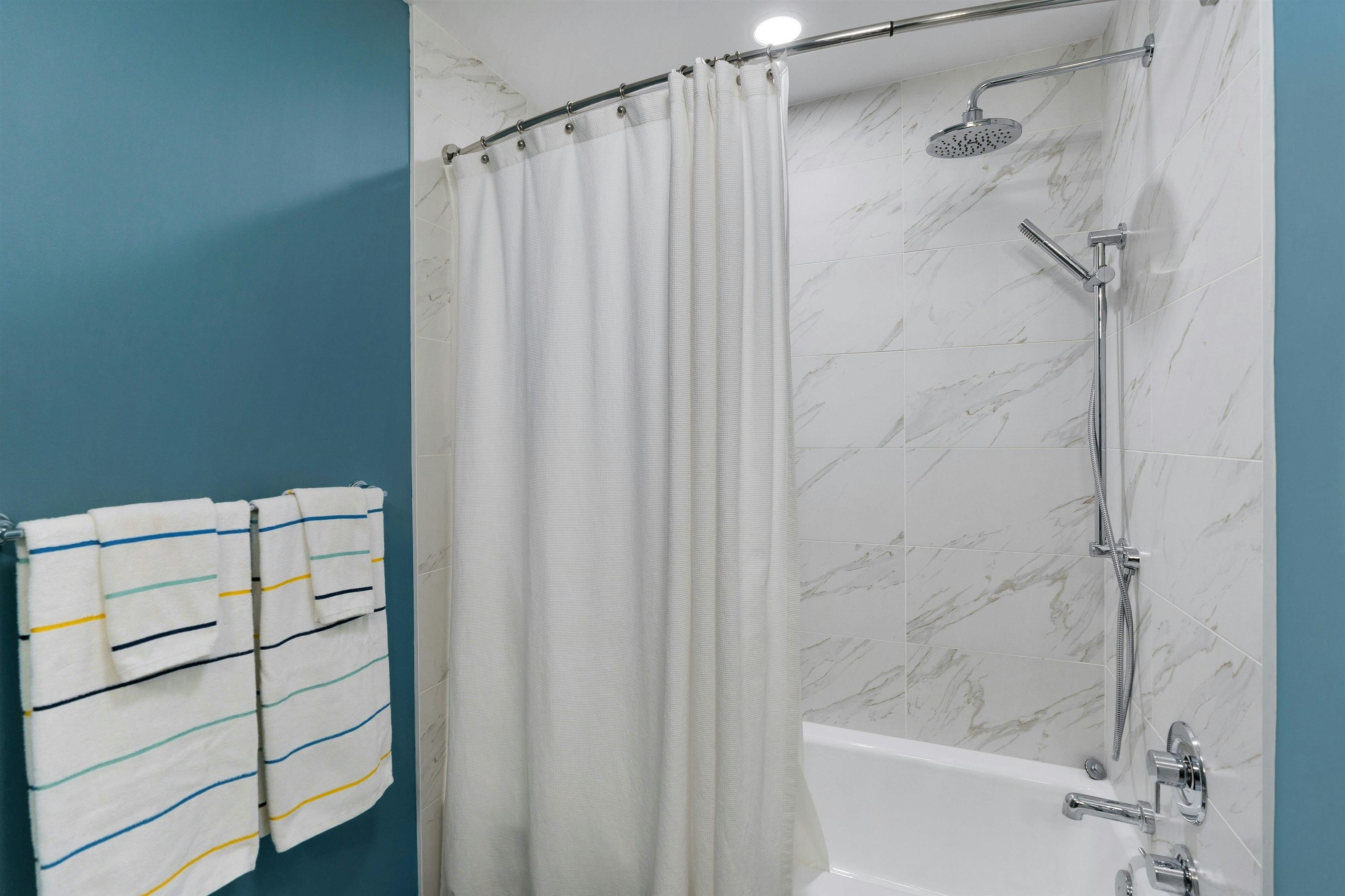 9 AVENUE AT PORT IMPERIAL Unit: PH03