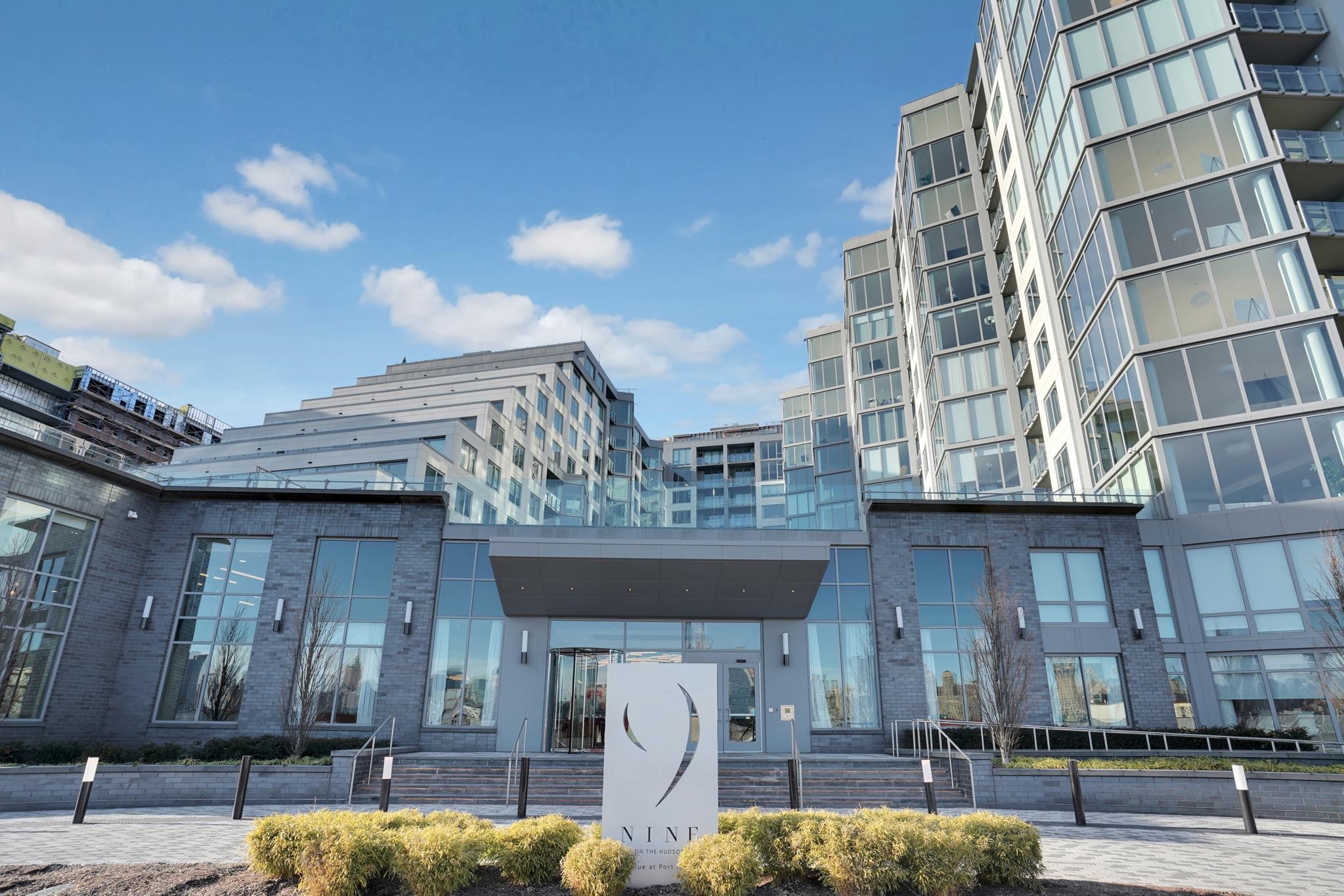 9 AVENUE AT PORT IMPERIAL Unit: PH03