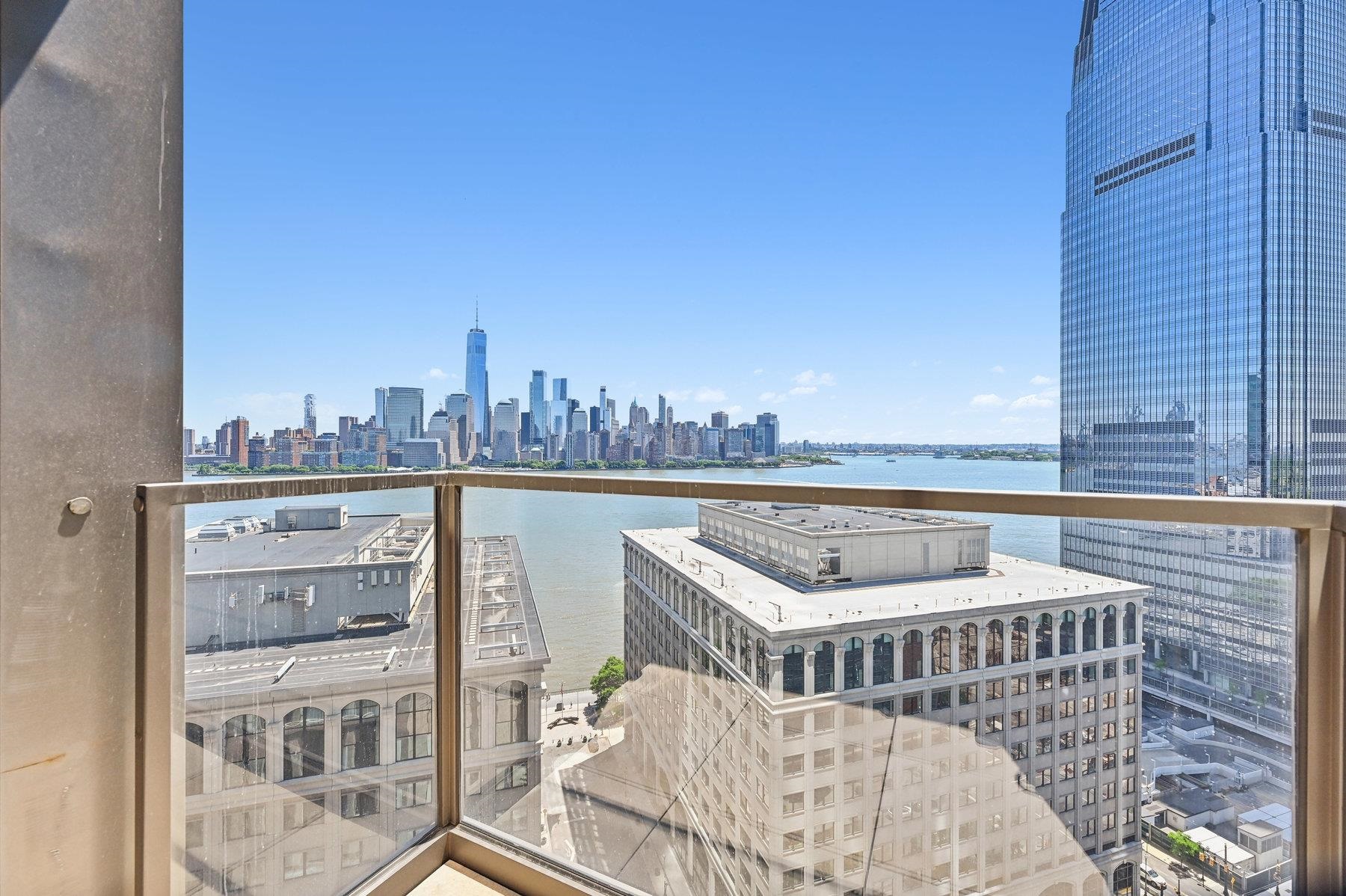 99 HUDSON ST Unit: 1912