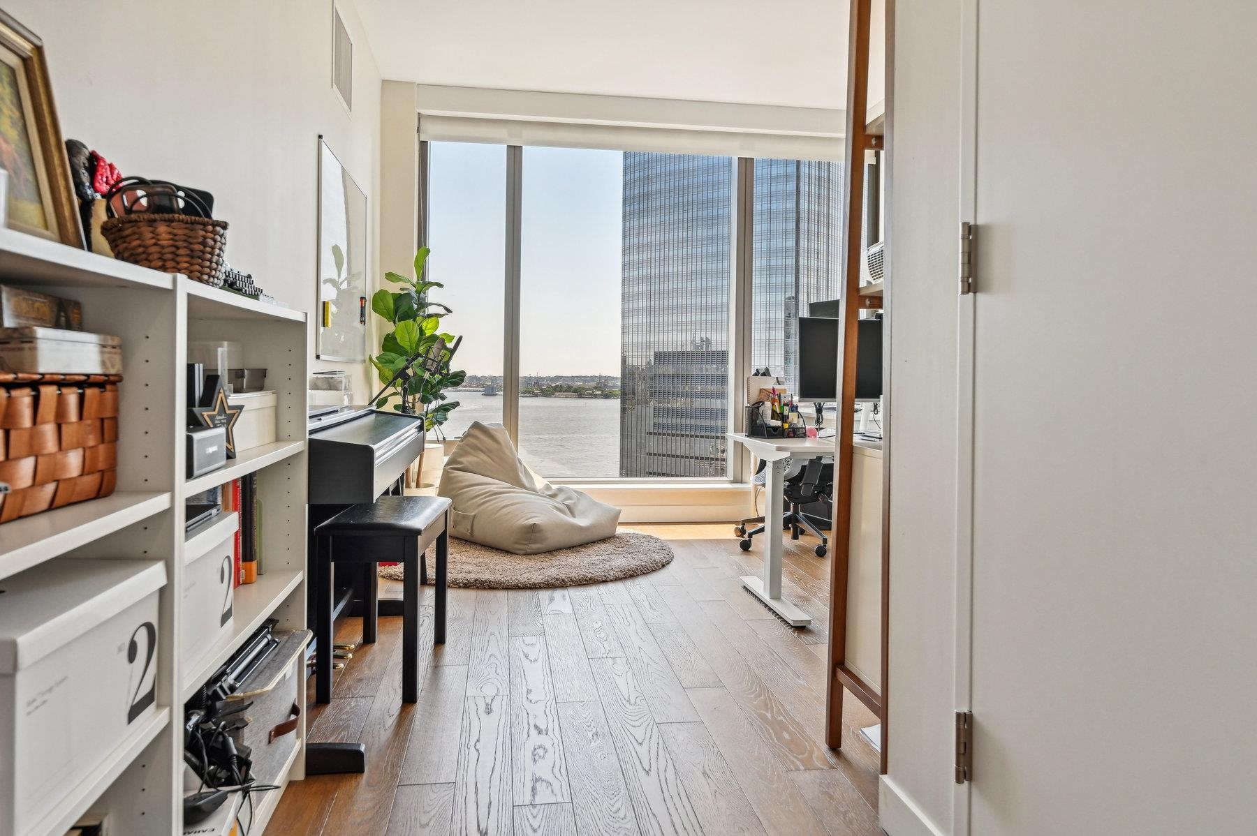 99 HUDSON ST Unit: 1912