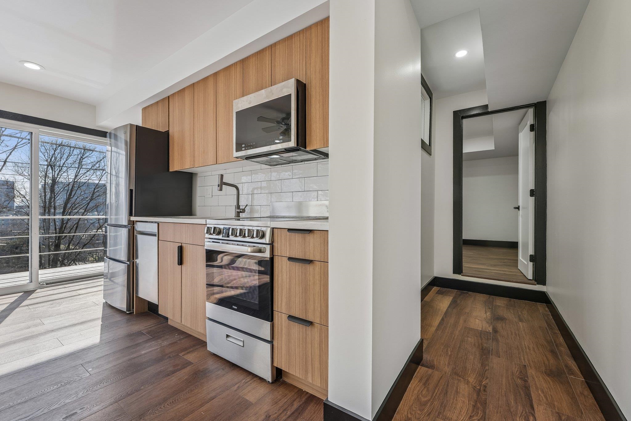 65 HACKENSACK PLANK RD Unit: 1