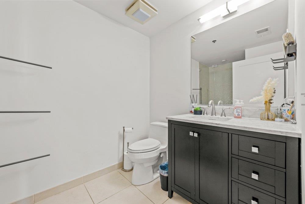 800 JACKSON ST Unit: 707