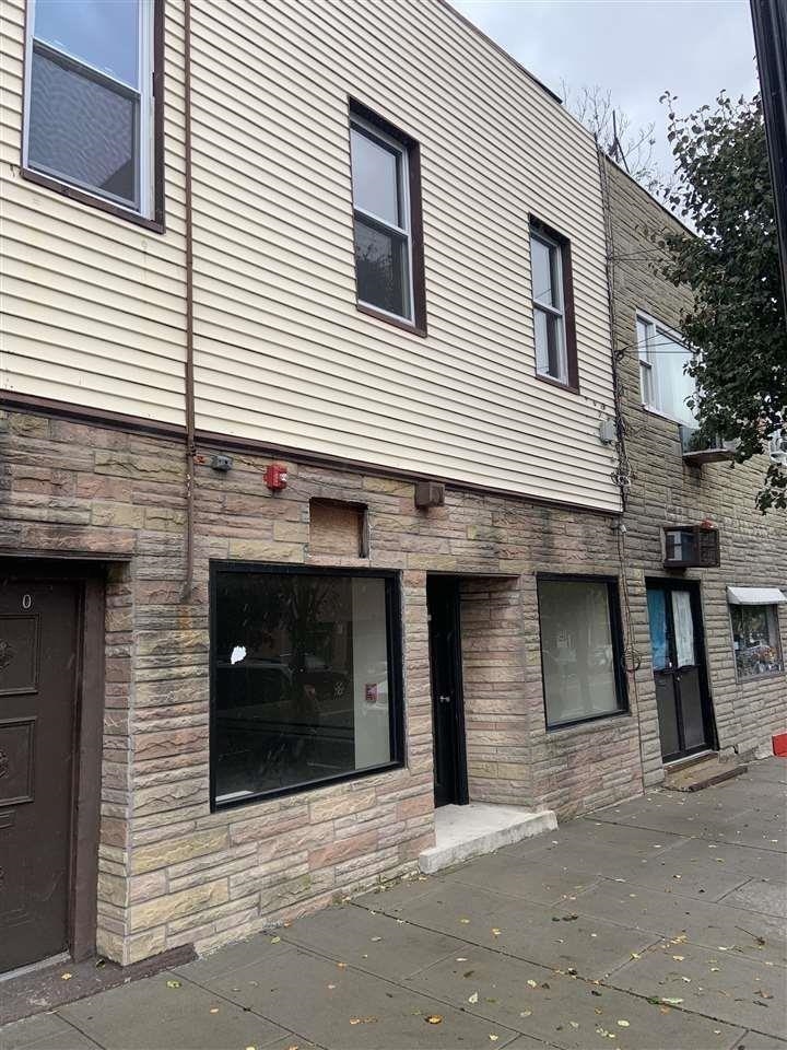 610 NEW YORK AVE Unit: 1R