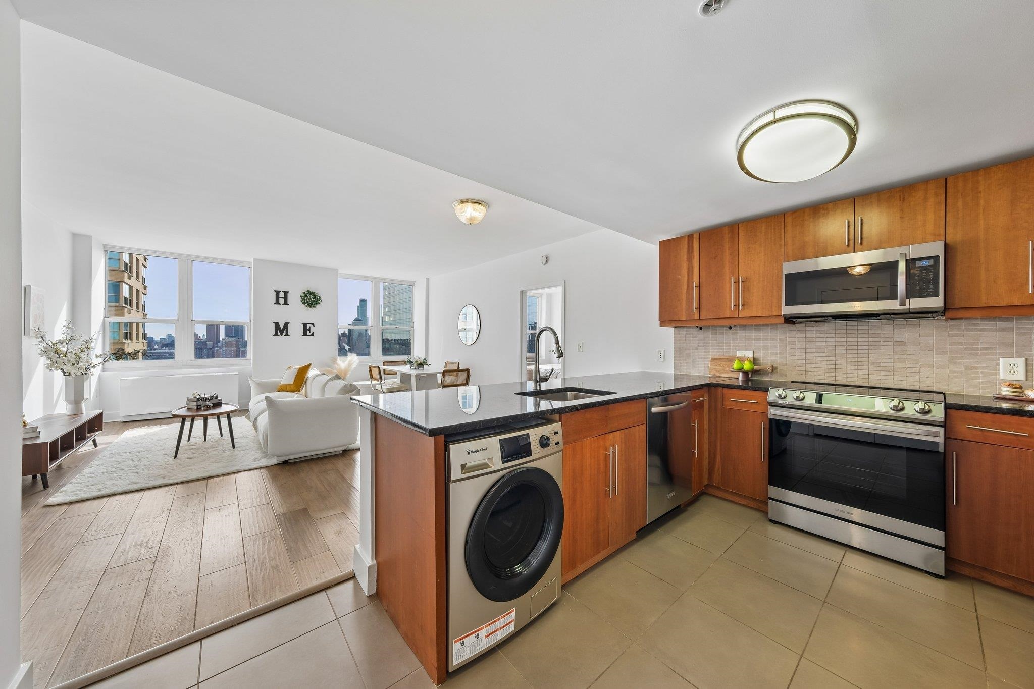 88 MORGAN ST Unit: 3005