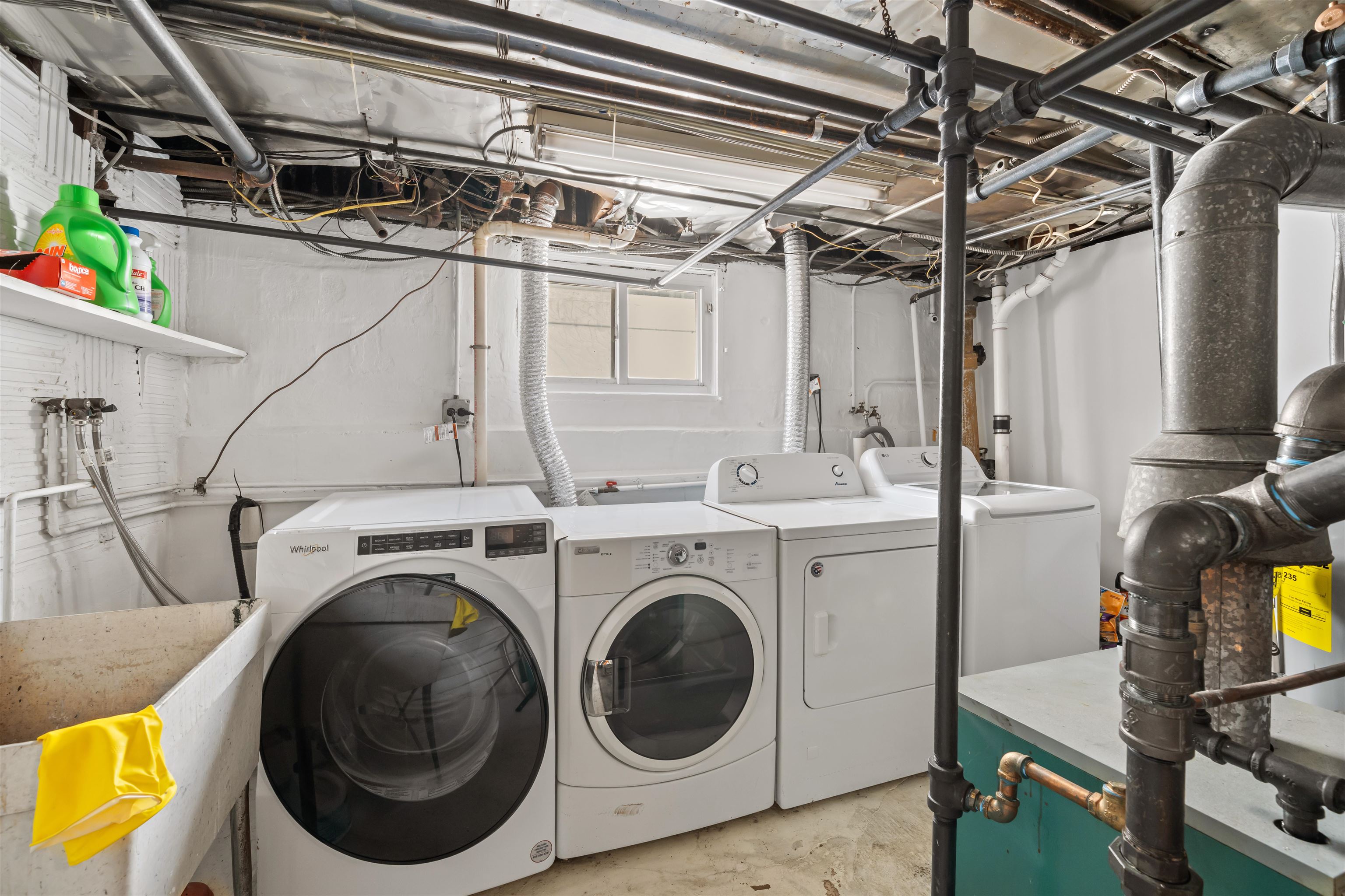 67 WEST 41ST ST
