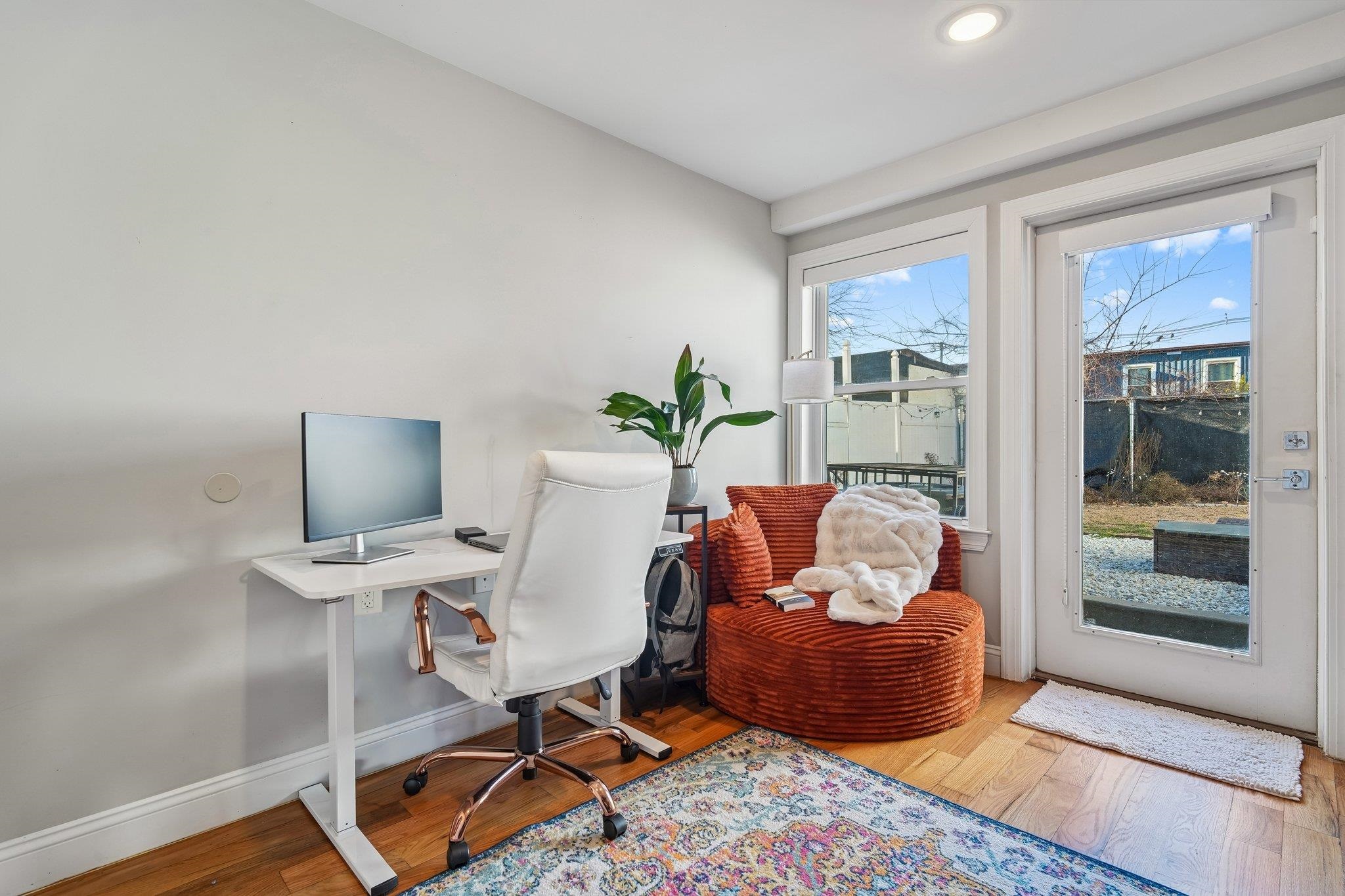175 VAN HORNE ST Unit: #1