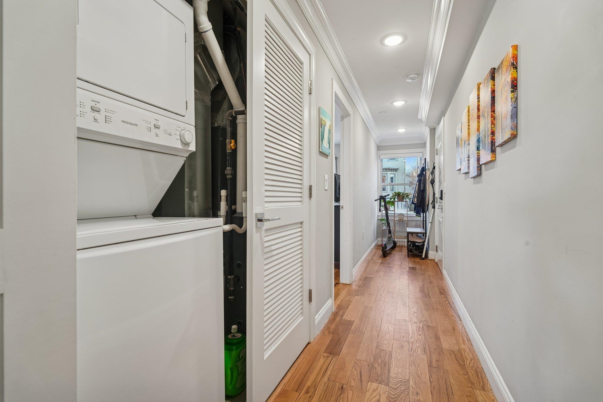 175 VAN HORNE ST Unit: #1