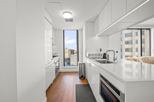 99 HUDSON ST Unit: 2901
