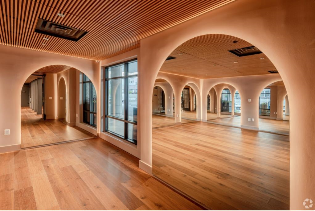 3 NEW YORK AVE Unit: 541