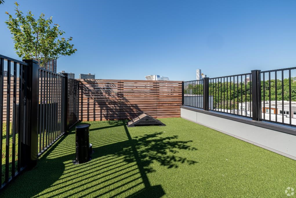 3 NEW YORK AVE Unit: 216