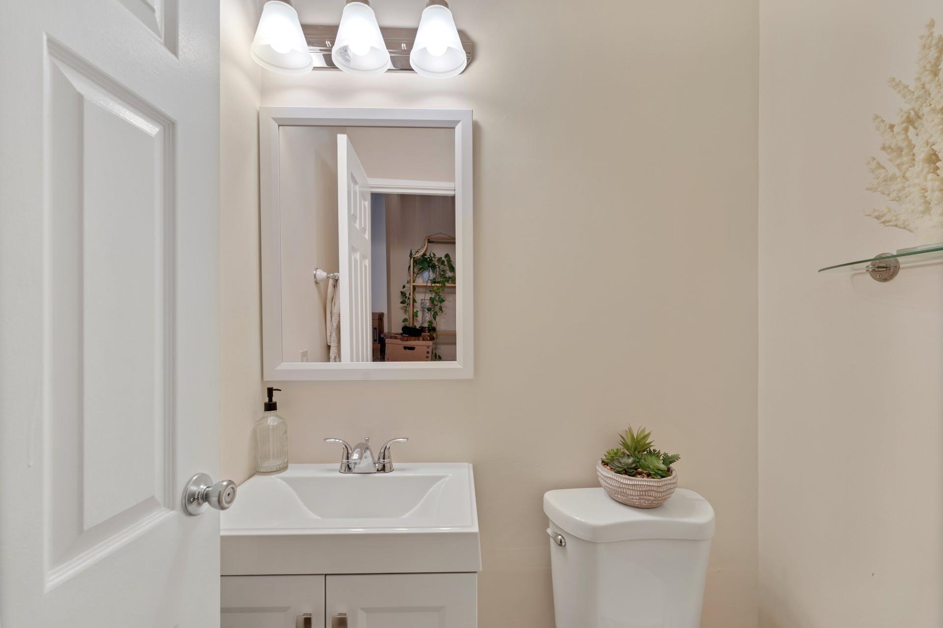 1110 CLINTON ST Unit: 8