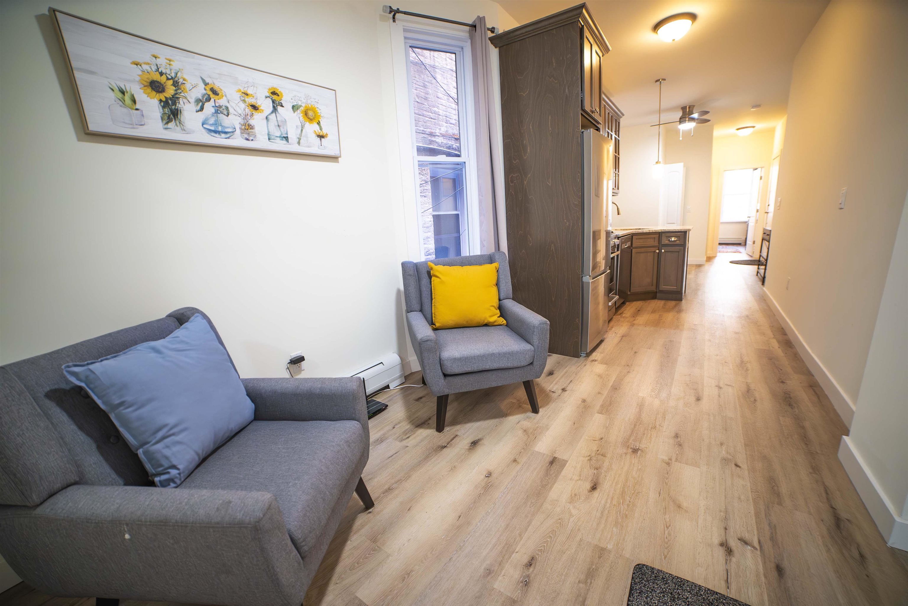 204 48TH ST Unit: 1L