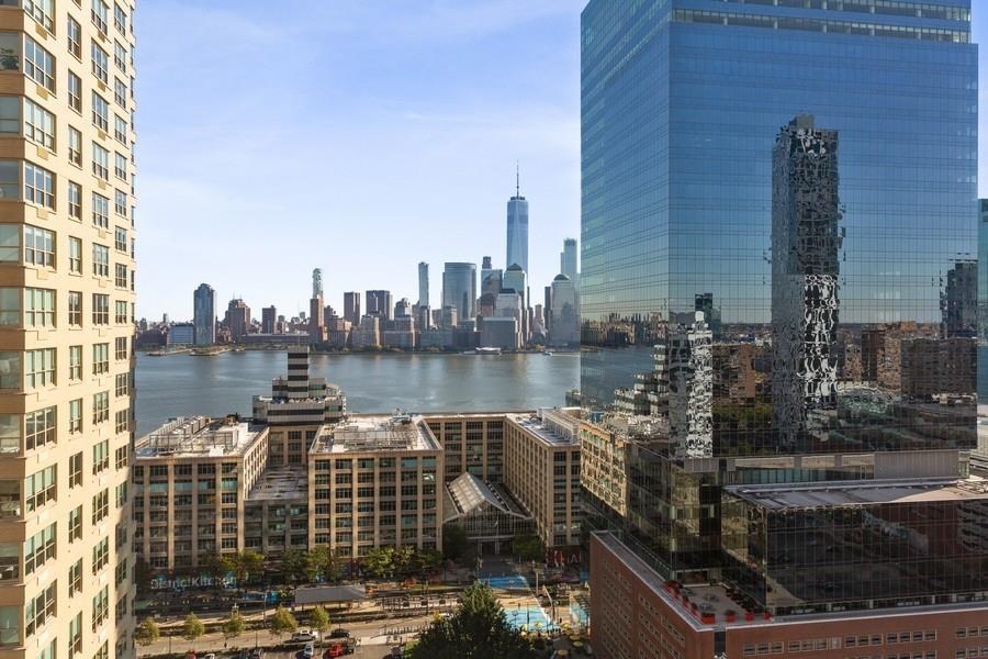 88 MORGAN ST Unit: 2606