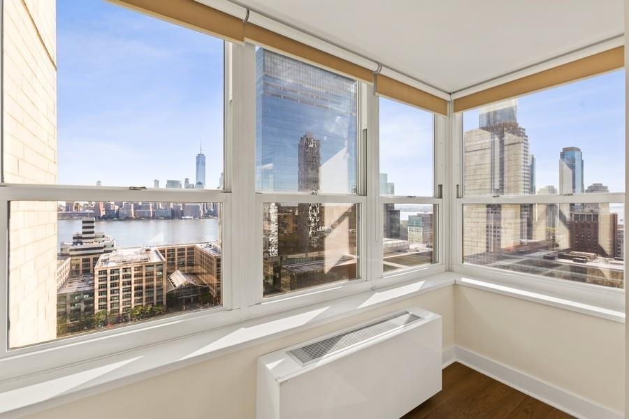 88 MORGAN ST Unit: 2606