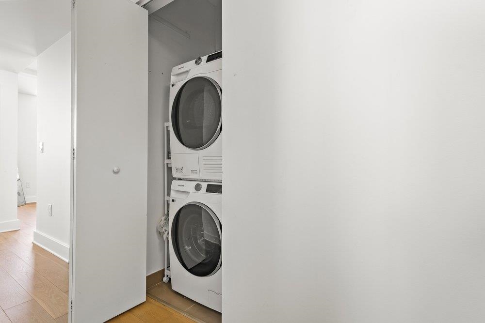 88 MORGAN ST Unit: PH2-1