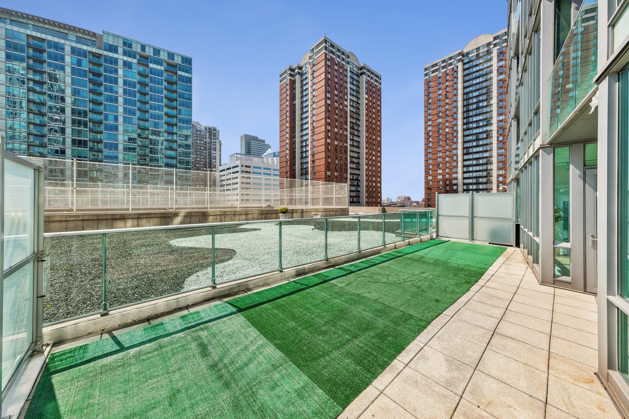 1 SHORE LANE Unit: 911