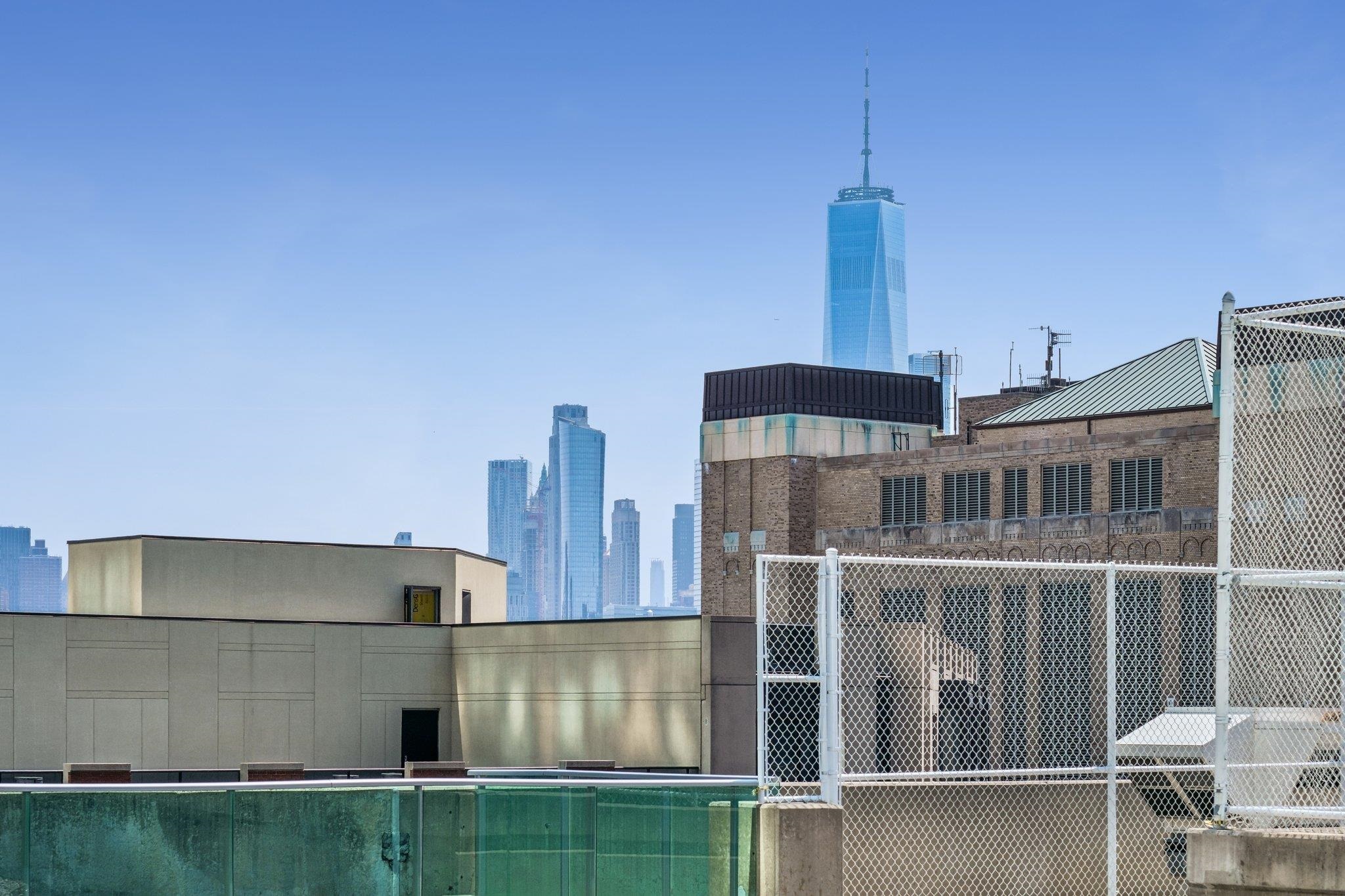 1 SHORE LANE Unit: 911