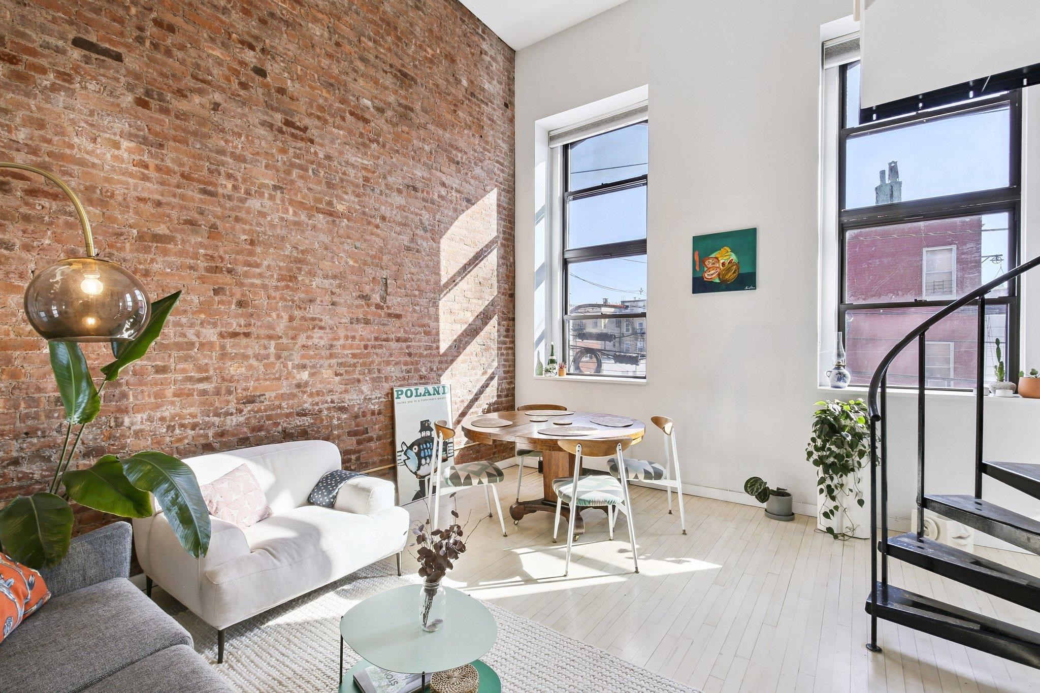 464 CENTRAL AVE Unit: B6