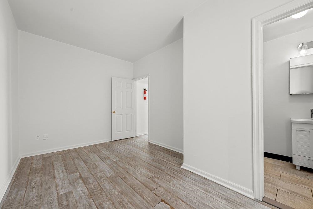 200 CHRISTOPHER COLUMBUS DR Unit: C10