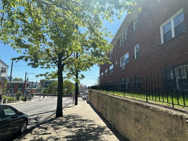 1 CONGRESS ST Unit: A10
