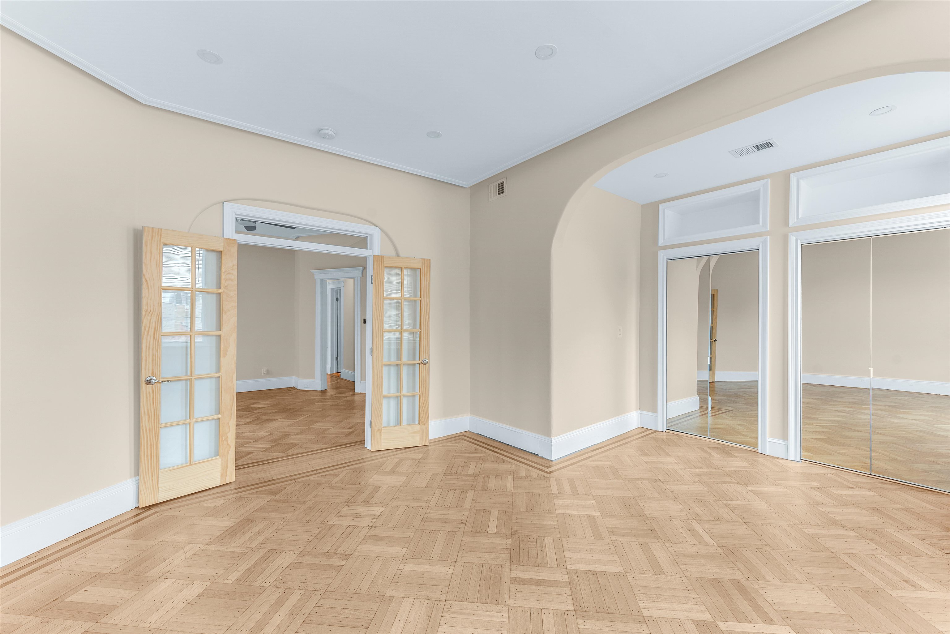 926 17TH ST Unit: 2