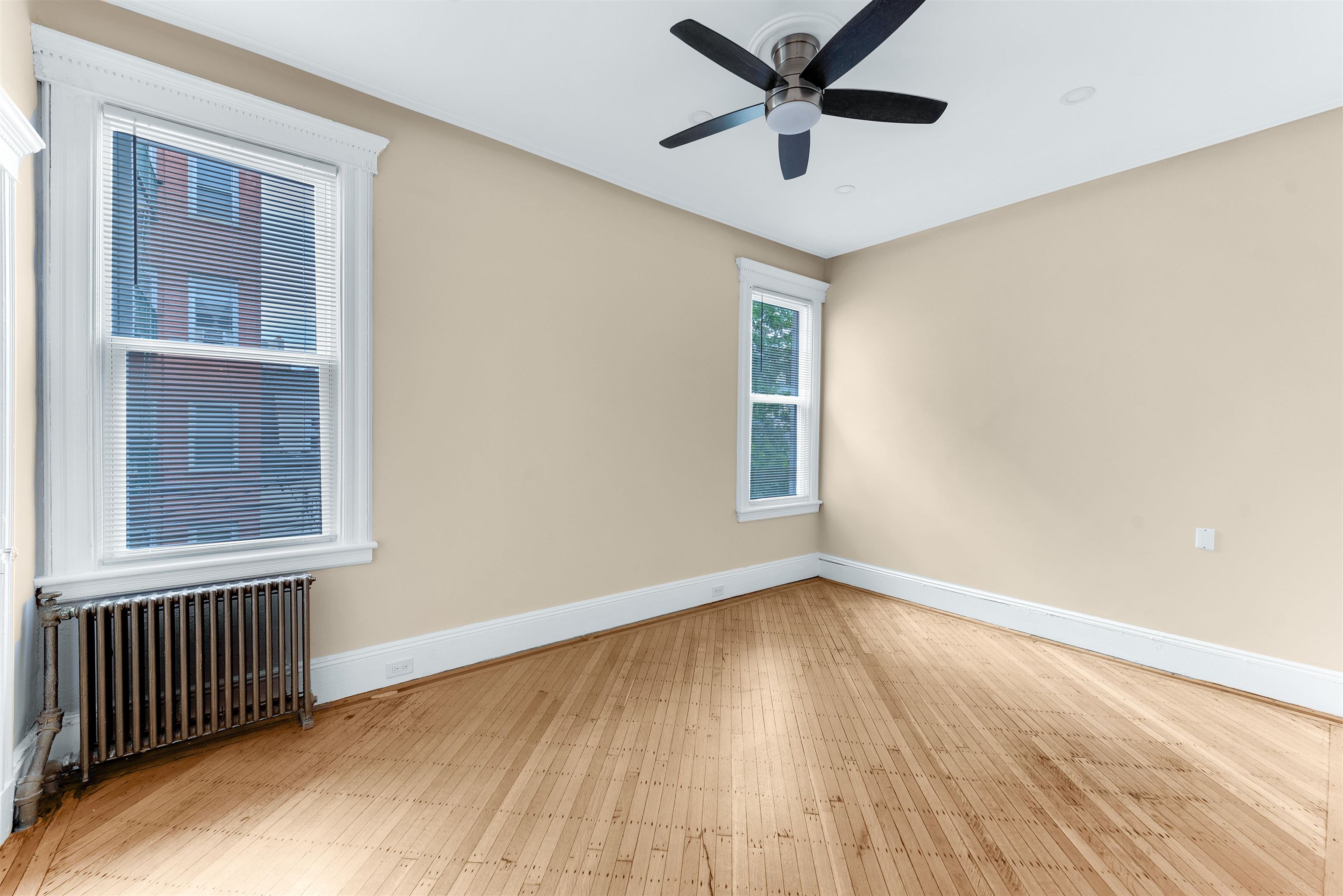 926 17TH ST Unit: 2