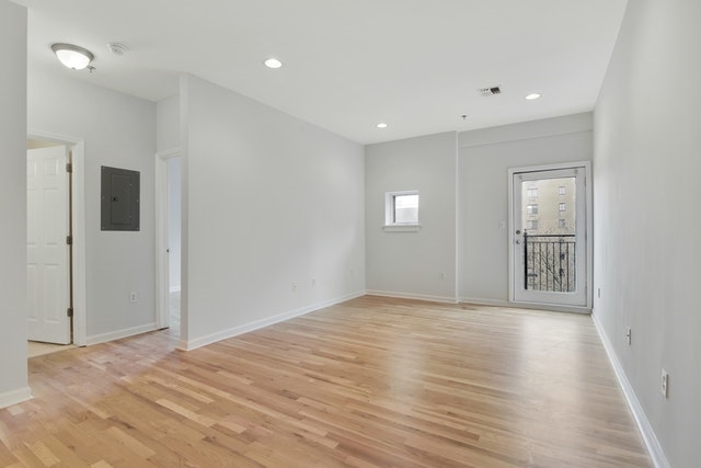 88 CLINTON ST Unit: 7