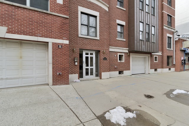 88 CLINTON ST Unit: 7