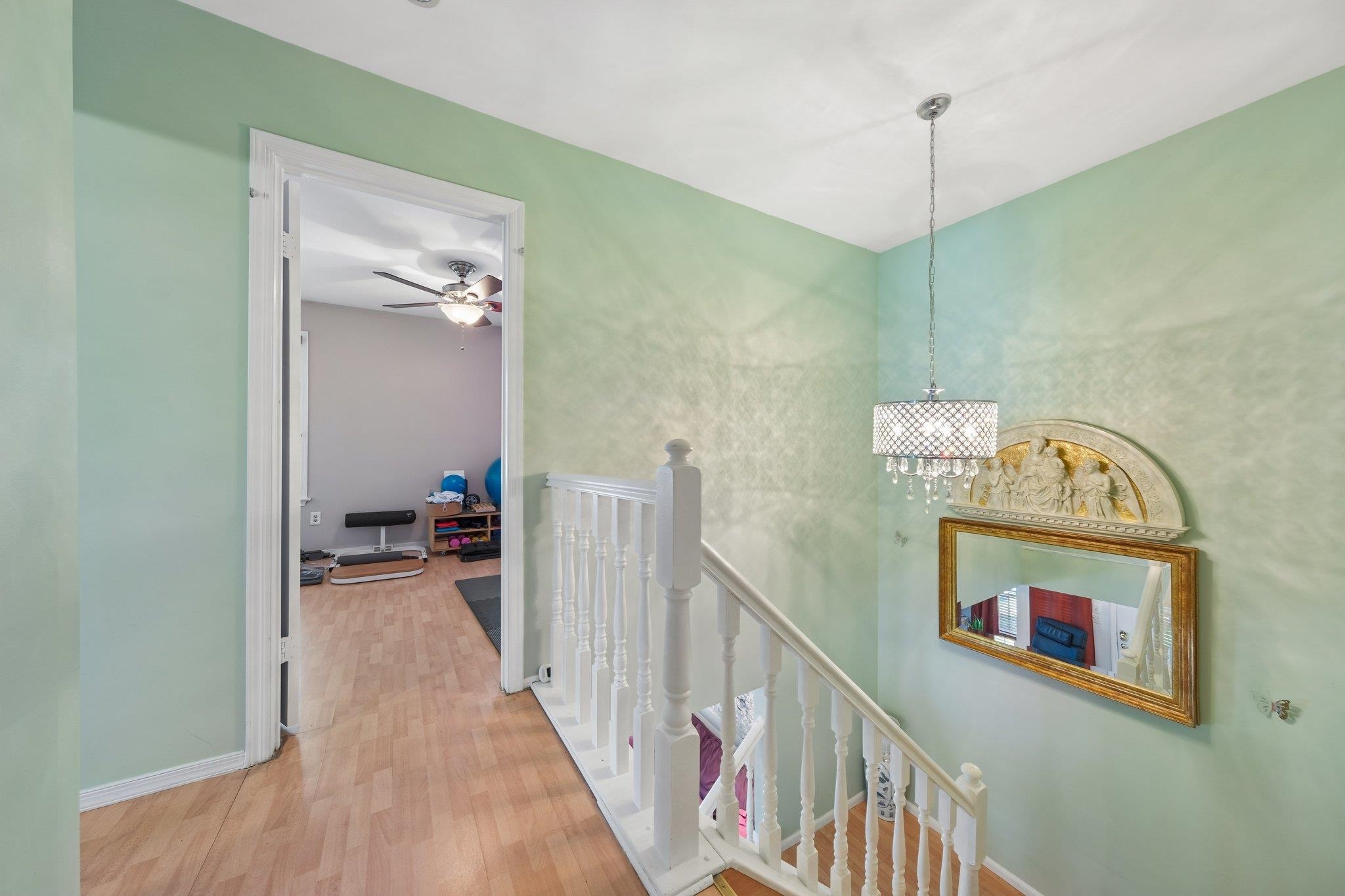 212 WESTCHESTER CT Unit: 8