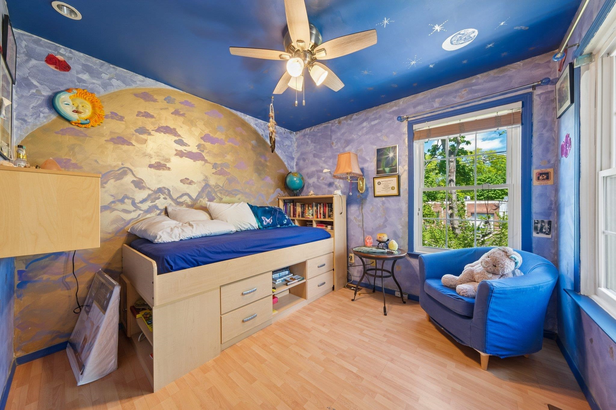 212 WESTCHESTER CT Unit: 8