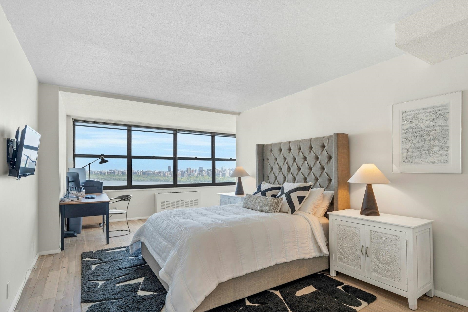 7004 BLVD EAST Unit: 31D