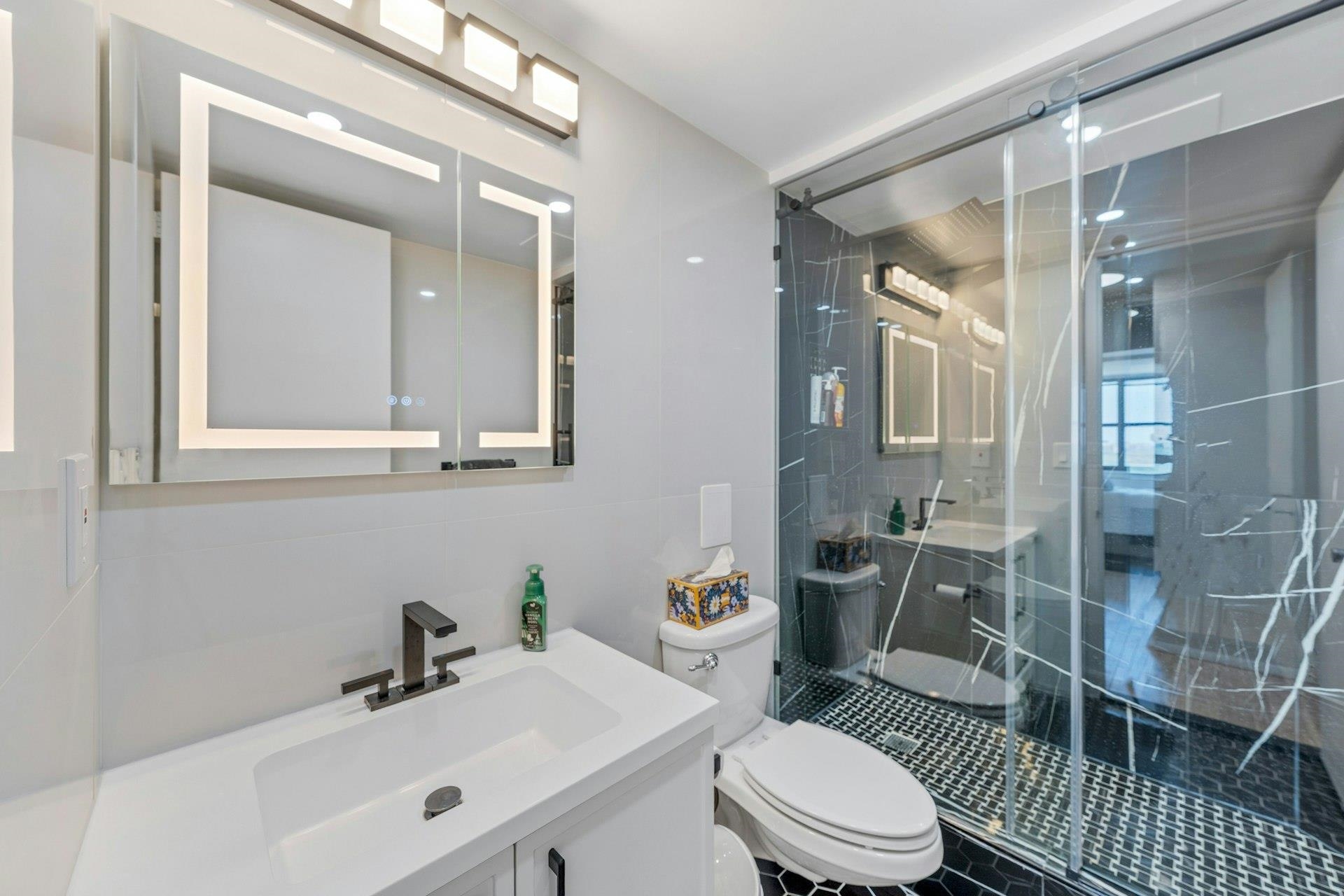 7004 BLVD EAST Unit: 31D