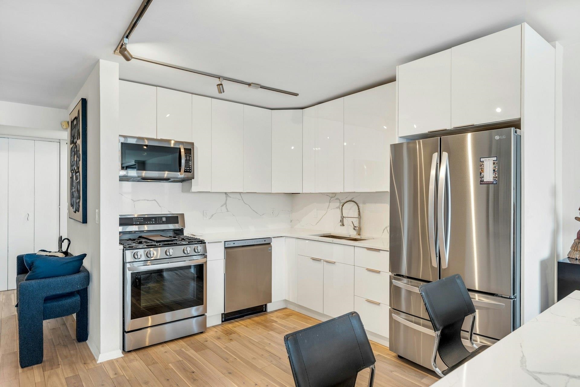 7004 BLVD EAST Unit: 31D