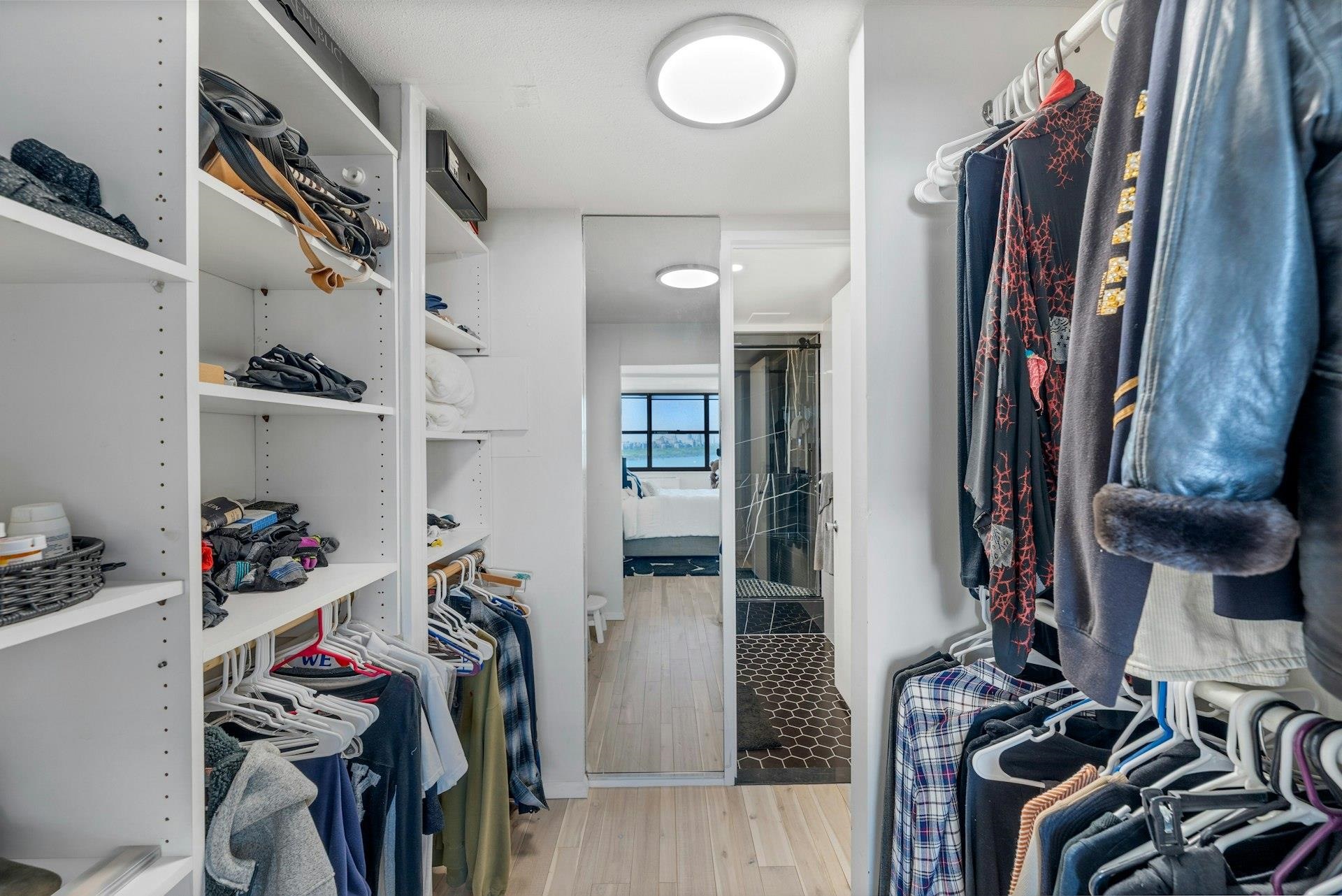 7004 BLVD EAST Unit: 31D