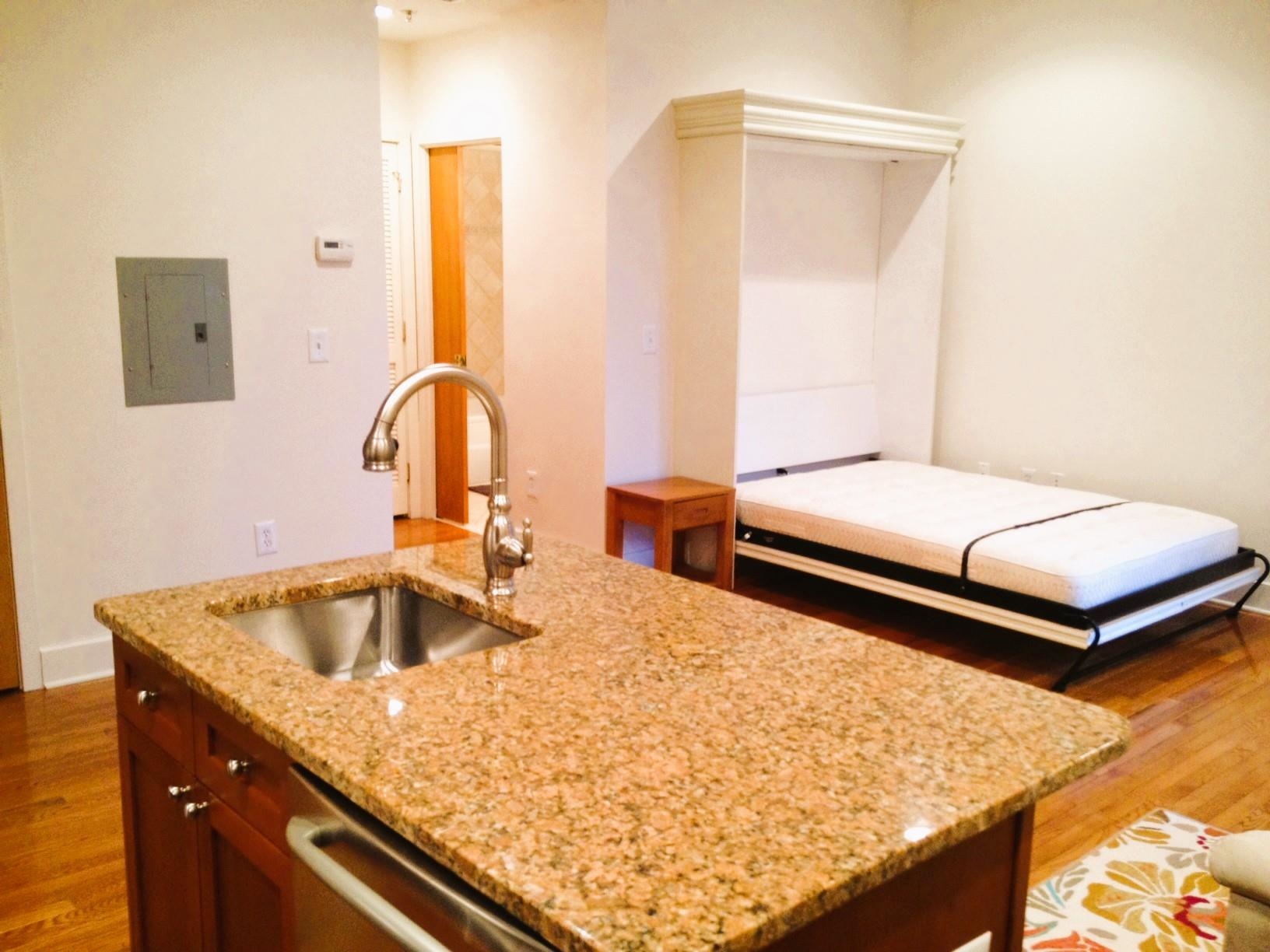 61 GRAND ST Unit: 2F
