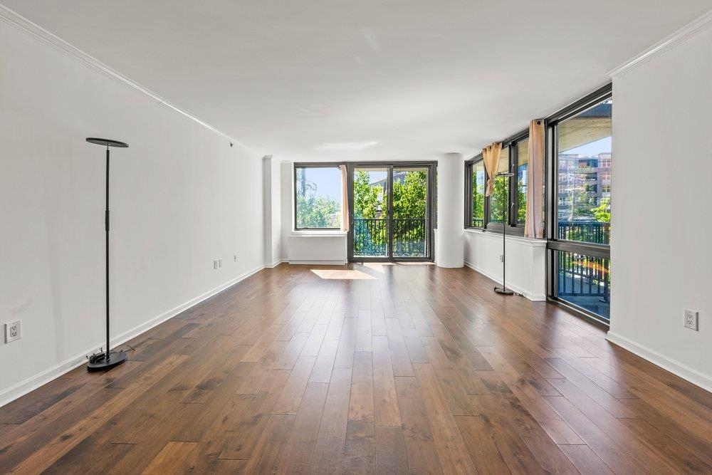 700 GROVE ST Unit: 3C