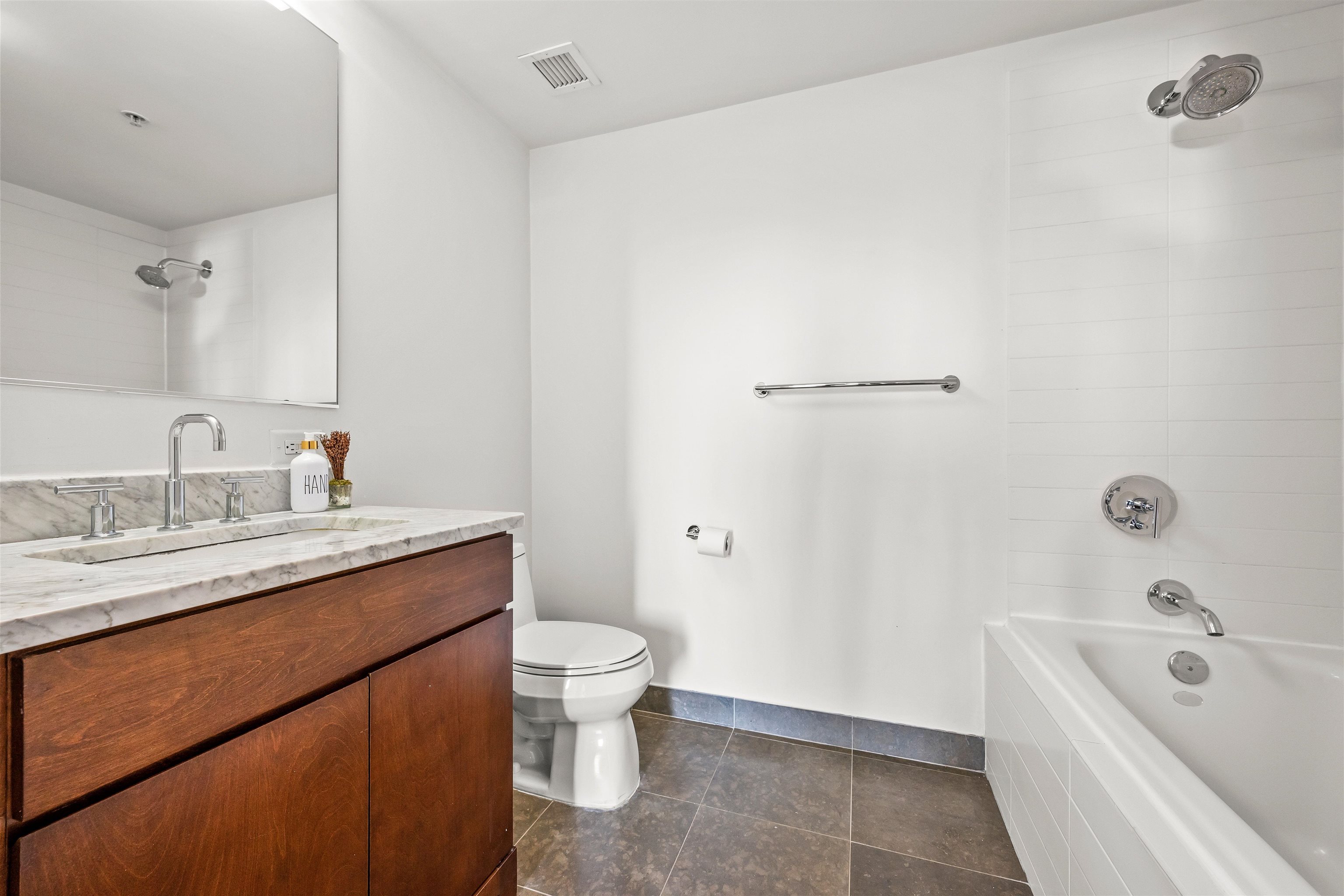 88 MORGAN ST Unit: 2105