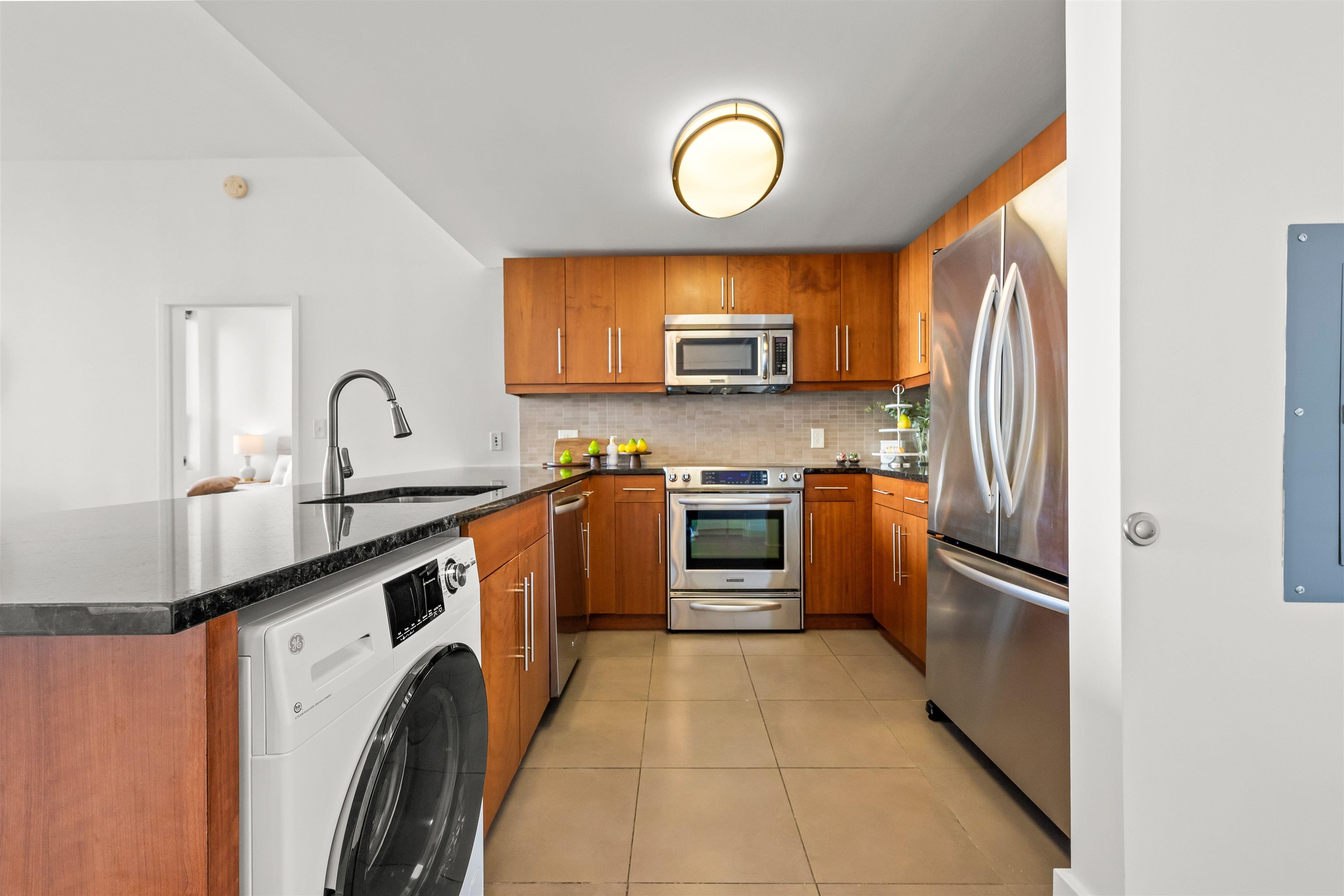 88 MORGAN ST Unit: 2105