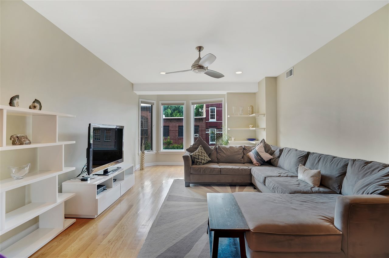 83 MONROE ST Unit: 4B