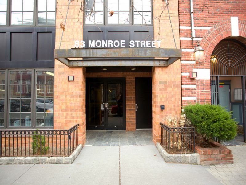 83 MONROE ST Unit: 4B