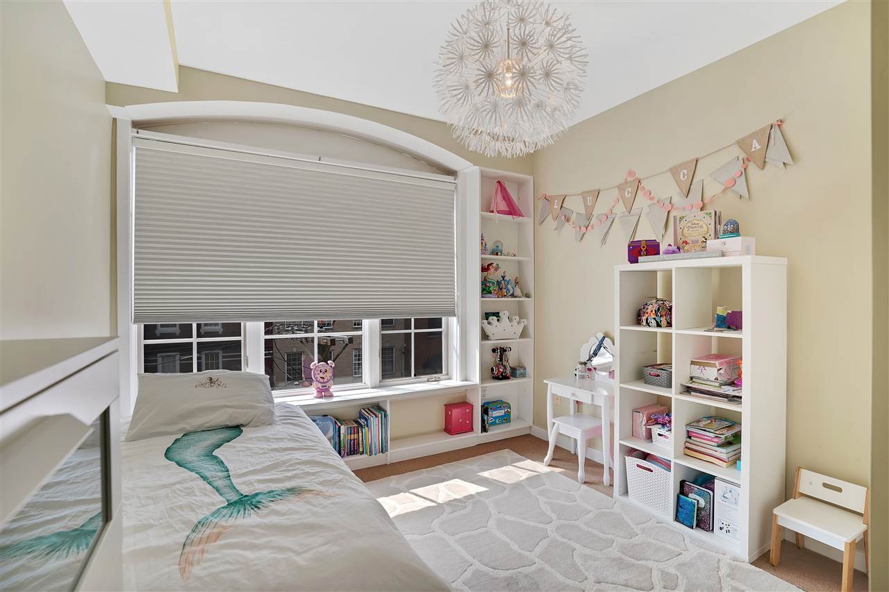 83 MONROE ST Unit: 4B