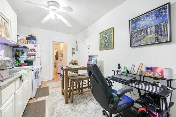 743 HARRISON AVE Unit: 5