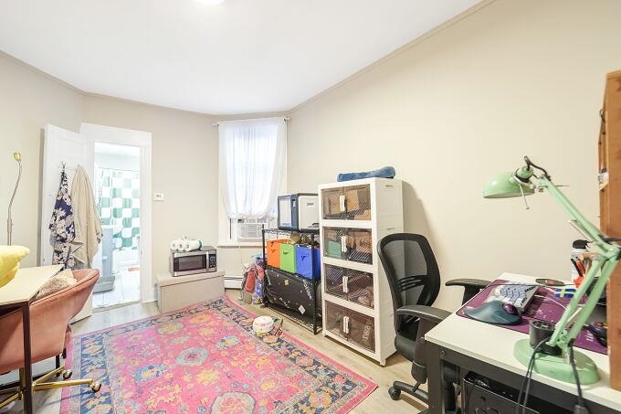 743 HARRISON AVE Unit: 5