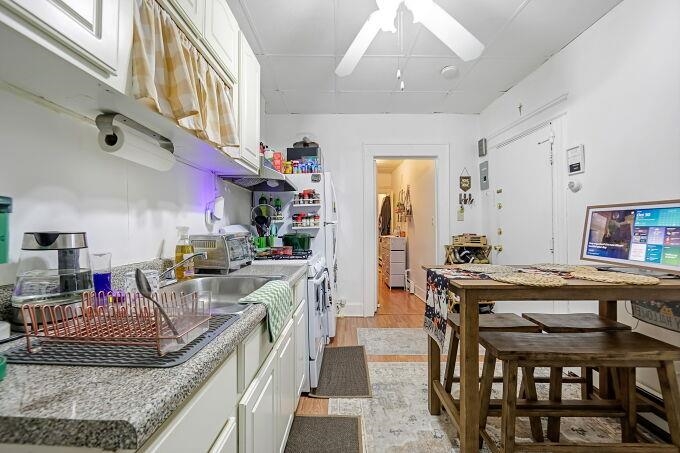 743 HARRISON AVE Unit: 5